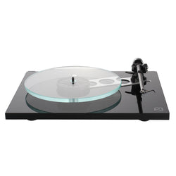 REGA PLANAR 3 TURNTABLE