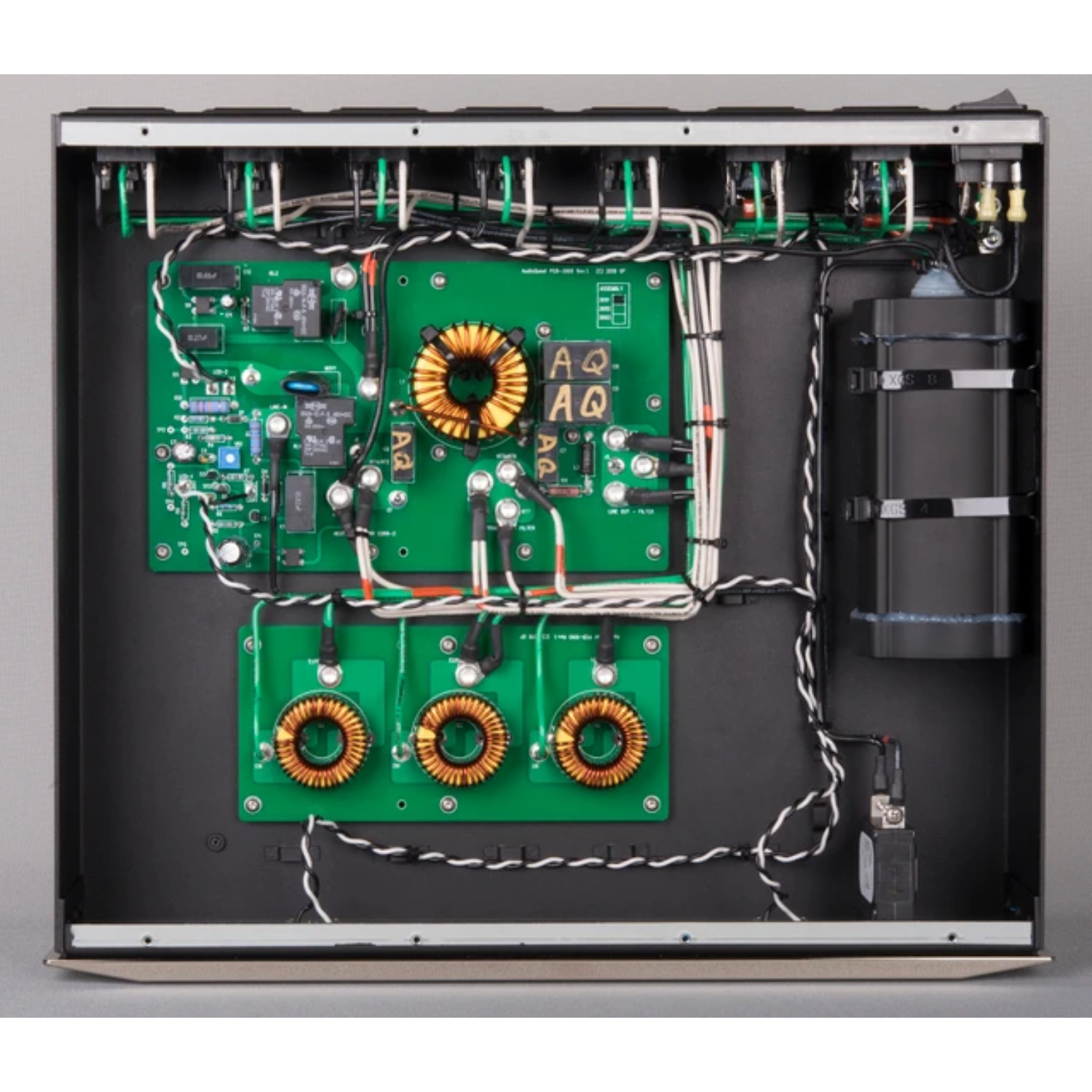 AudioQuest Niagara 3000 Power Conditioner