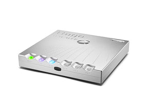 CHORD HUGO M SCALER | VINYL SOUND Standalone 1M-tap digital upscaling device Using technology first seen in the flagship BLU MKII digital/CD transport, the Hugo M Scaler is a standalone upscaling device containing the world’s most advanced digital filter. When used with a dual-BNC-input Chord Electronics DAC, it is capable of redefining digital audio sound quality.