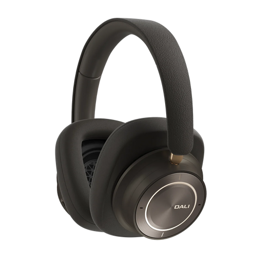 Dali IO-12 | Vinyl Sound The state-of-the-art DALI IO-12 Hi-Fi headphones offer you hours of listening pleasure in sumptuous comfort. From the real leather headband and ear pads to the 50 mm paper fibre cone and groundbreaking SMC drivers, the IO-12s reveal every musical detail.