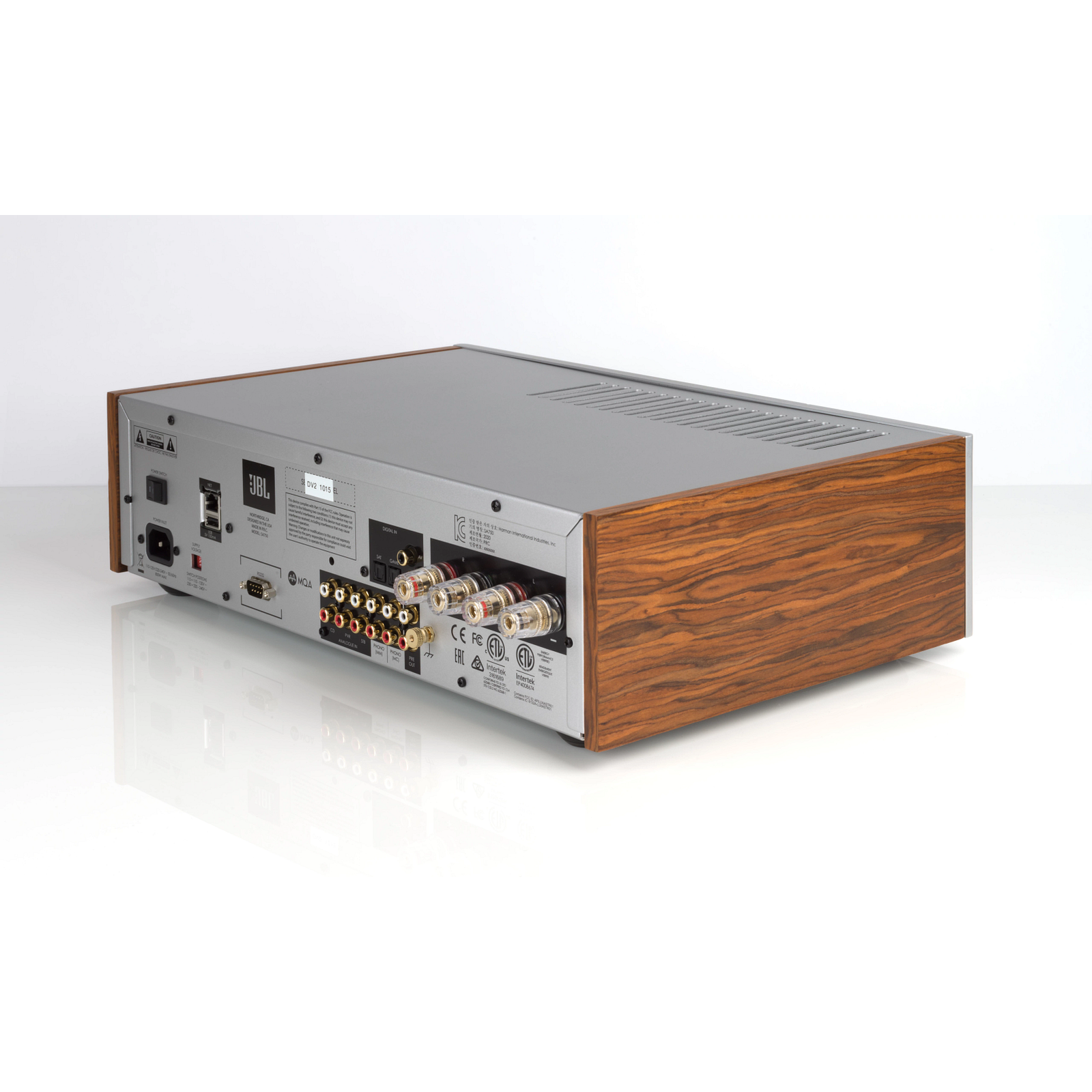 JBL SA750 Streaming Integrated Stereo Amplifier The JBL SA750 is inspired by the classic JBL SA600 amplifier from the 1960’s, with retro styling and walnut veneer side panels to match JBL loudspeakers on the outside, with state-of-the-art streaming audio, wireless connectivity, Dirac Live room correction and Class G amplifier technology on the inside.