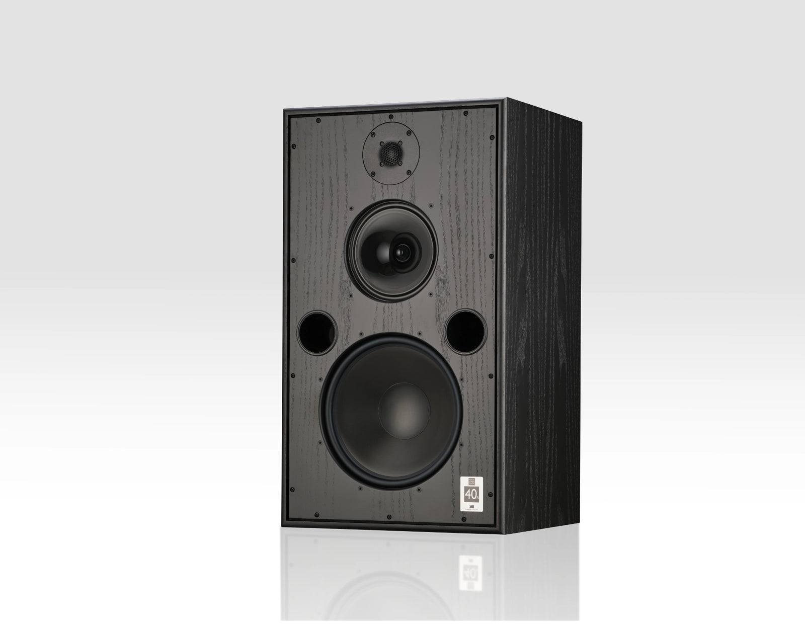 Harbeth Monitor 40.5 XD speakers