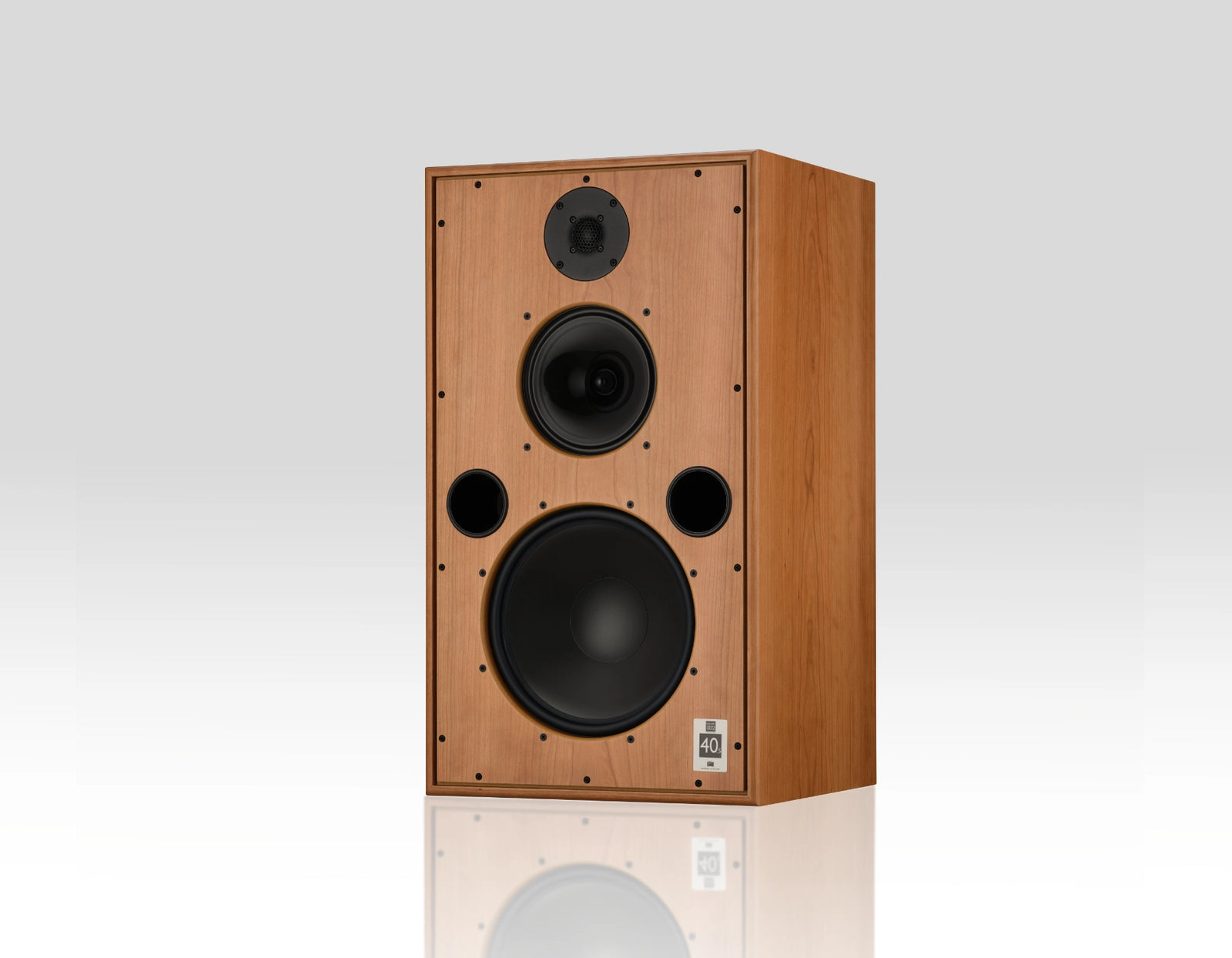 Harbeth Monitor 40.5 XD speakers