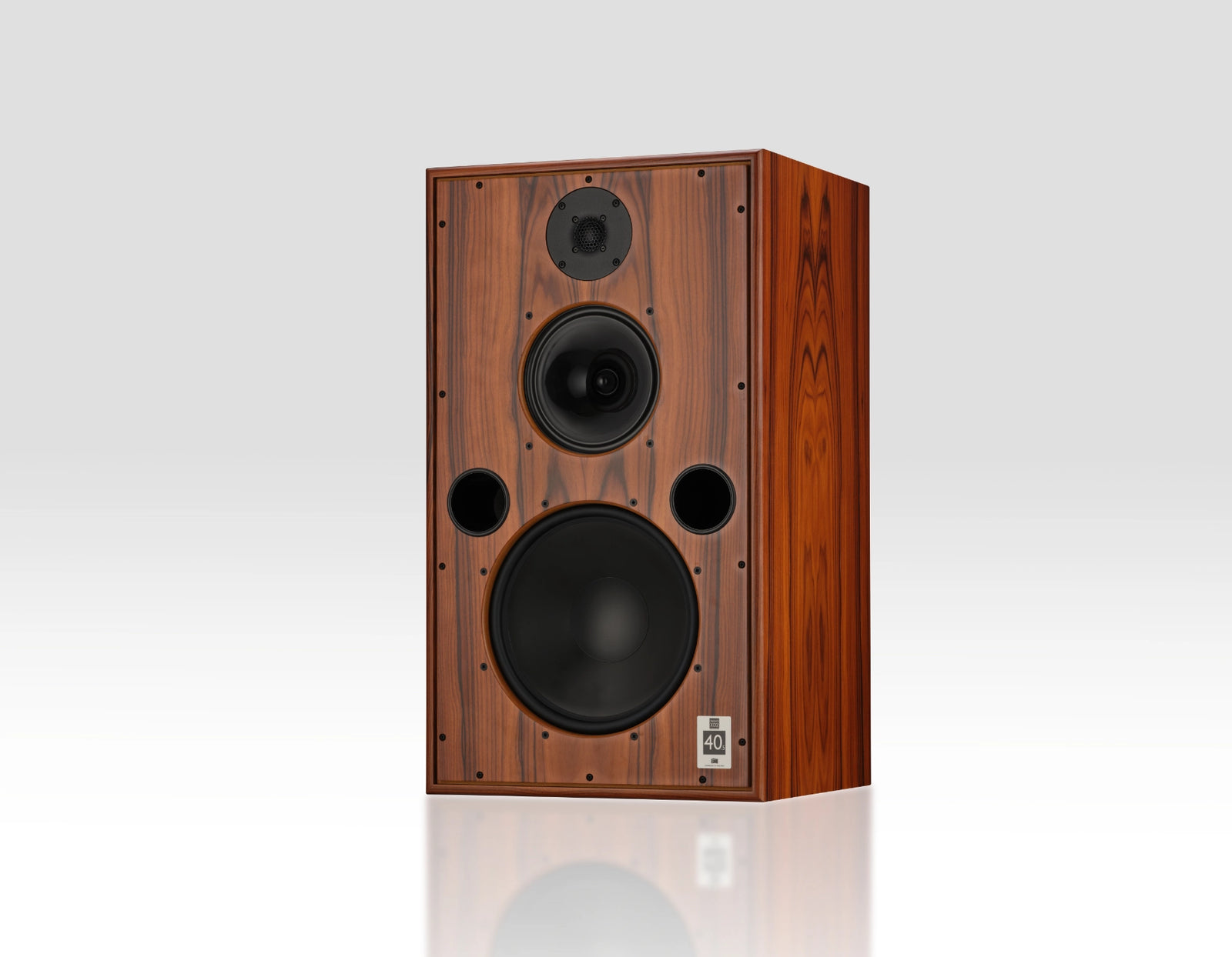 Harbeth Monitor 40.5 XD speakers