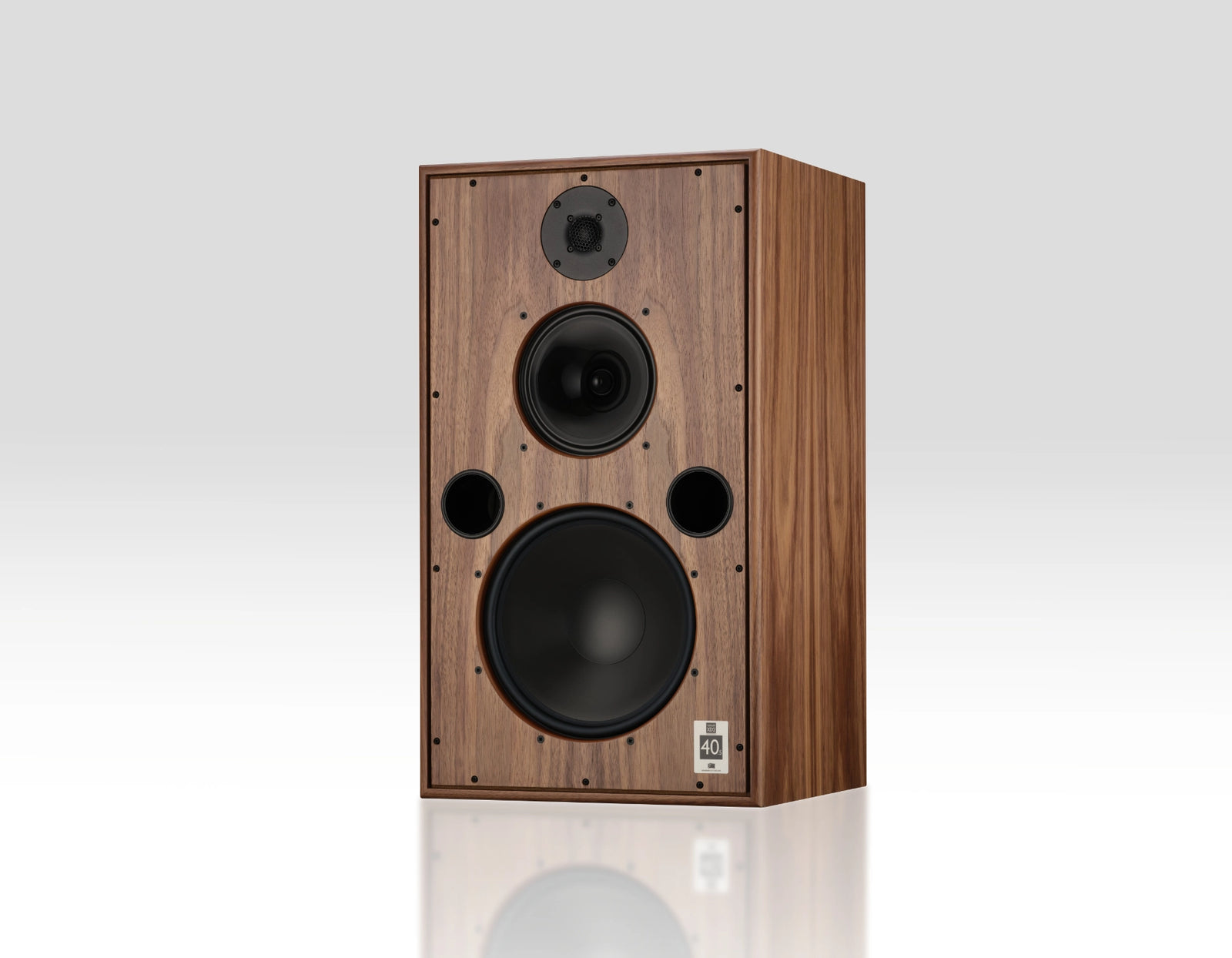 Harbeth Monitor 40.5 XD speakers