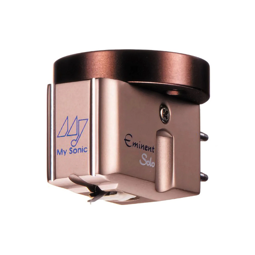 The sound of the Eminent Ex is the result of master cartridge designer Yoshio Matsudaira seeking natural reproduction by minimizing signal loss, internal distortion, and phase distortion. Eminent EX utilizes Matsudaira-san's unique SH-¼X magnetic core. This special core material has higher permeability and flux density than the core material typically used in MC cartridges.