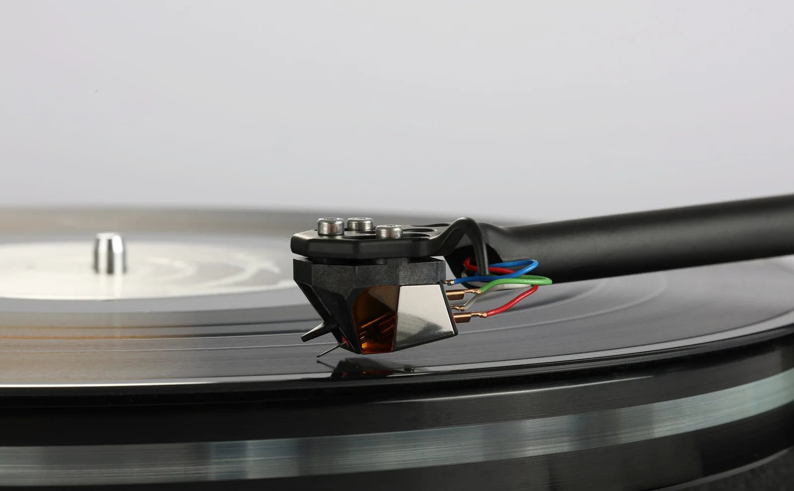 Rega Nd9 Moving Magnet Cartridge with Boron Cantilever