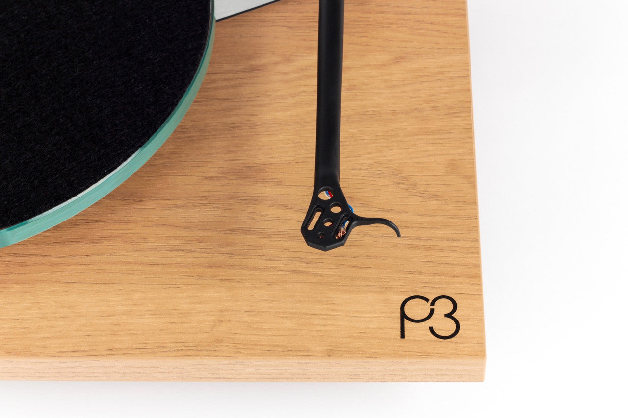 REGA PLANAR 3 TURNTABLE