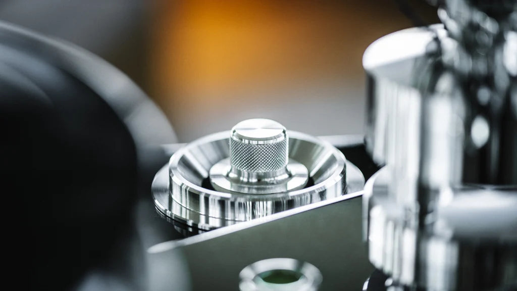 Pro-Ject Signature 12.2 Turntable