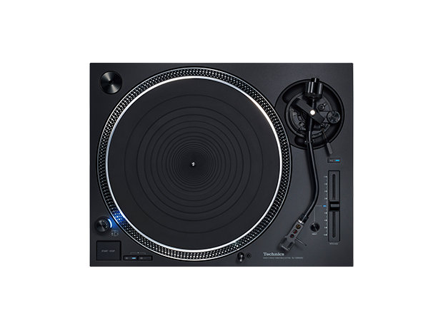 TECHNICS SL-1200GR2 DIRECT-DRIVE TURNTABLE SYSTEM | VINYL SOUND New Motor-Drive System, ΔΣ-Drive (Delta Sigma Drive) The ΔΣ-Drive is a new system that applies Technics’ expertise in PWM signal processing. In addition to reducing high harmonics, the new drive suppresses vibrations from the motor for smoother, more accurate rotation, ensuring a rich reproduction of the music.