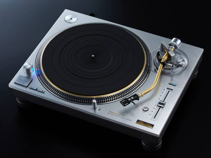 Technics gallery 4