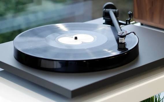 Rega Electronics gallery 6