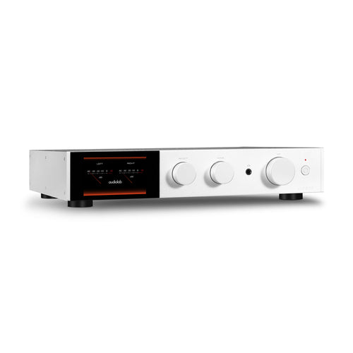 As ever, the 9000A is the centre of the audiolab focus in being the beating heart of any high-performance audio system. It’s more powerful, capable and feature-packed than any of the preceding models – the most advanced audiolab integrated ampliﬁer yet. Versatility is key to audiolab’s integrated ampliﬁer appeal, and the 9000A oﬀers to cater for audiophiles of all creeds.