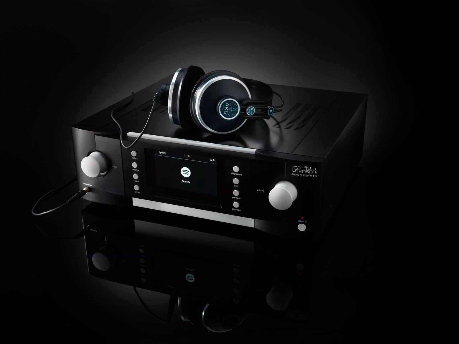 Mark Levinson is an American high-end audio equipment brand, who produce luxury audio systems: amplifiers, phono stages, CD players, DAC, turntables, headphones, amplifiers, integrated amplifier, preamplifiers.