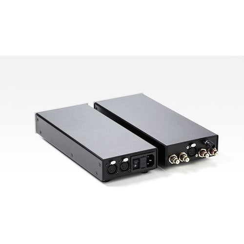 LEHMANN DECADE - Vinyl Sound - Lehmann audio is an Award-winning High-End Audio Headphone Amplifiers, Phono Stages and Power Amplifiers. Get the best deals on Lehmann Audio at vinylsound.ca: Phono Stage Black Cube Statement – Lehmann Black Cube – Black Cube SE – Black Cube SE II – Lehmann Linear USB – Linear D – Linear SE – Linear USB SE – Silver Cube – Lehmann Traveller – Lehmann Rhinelander – Lehmann Drachenfels – Lehmann Decade – Lehmann PWX