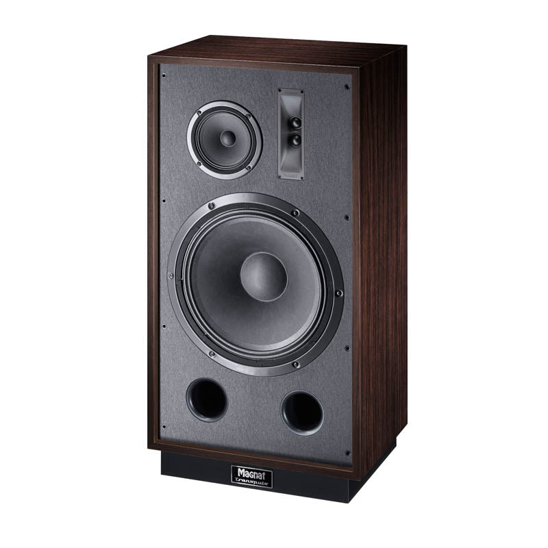 Get the best price on all Magnat at Vinylsound: Hight-Quality Speakers, Turntables and Home Audio. Magnat Monitor Supreme Center 252 - Supreme 102 - Supreme 802 - Magnat Signature Center 53 - Signature 505 - Signature 503 - Signature 507 - Magnat Alpha RS 8 Subwoofer - Alpha RS 12 - Magnat Cinema Ultra AEH 400-ATM - Ultra LCR 100-THX - Ultra RD 200-THX - Magnat Transpuls 1500 - Magnat Transpuls 1000...