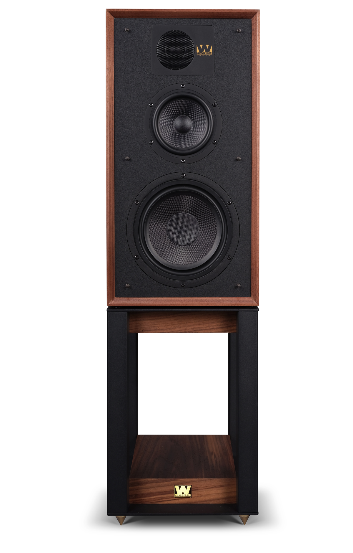 The custom-engineered LINTON STAND oﬀers optimum positioning and mounting for the LINTON speaker. Perfectly crafted with matching wood veneer ﬁnish, to match the LINTON cabinet, the LINTON STAND supports the size and weight of the cabinet, while presenting the listening axis perfectly to the seated user.