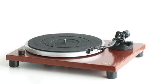 The stunning mmf-1.5, with its superior s-shaped alloy tonearm, music hall melody cartridge, 3-speed belt drive design, and built-in phono pre-amp, is a beautifully refined piece. In the groove From the first music note to the final fade-out, the music hall mmf-1.5 sets your world to groove and your feet to dance.